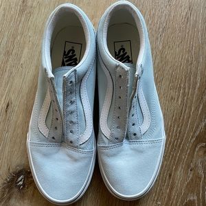 VANS “Old Skool Shoe” Baby Blue